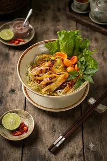 Hình ảnh Hủ tiếu trộn đặc biệt