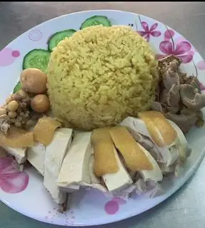 Hình ảnh Cơm gà - lòng đặc biệt