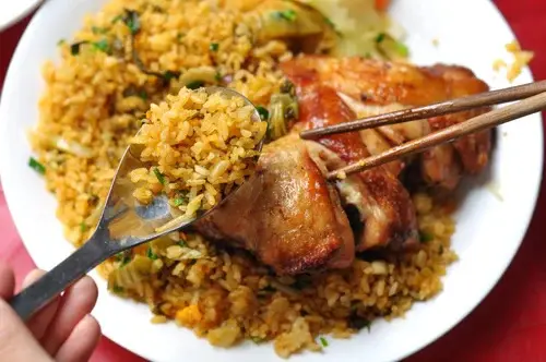 Hình ảnh combo 6 cơm rang gà lóc xương