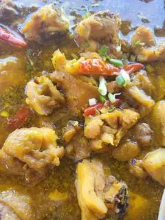 Hình ảnh Gà kho sả ớt