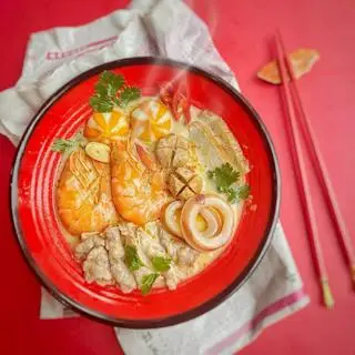 Hình ảnh Bún Tomyum Siêu Topping