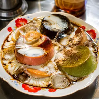 Hình ảnh Ngũ hành flan - trân châu