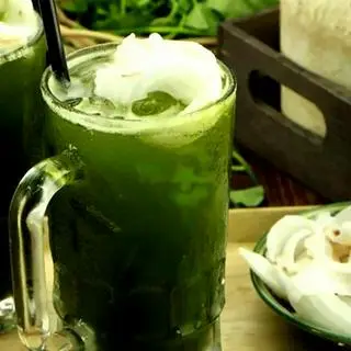 Hình ảnh Rau má nước dừa ly Lớn 