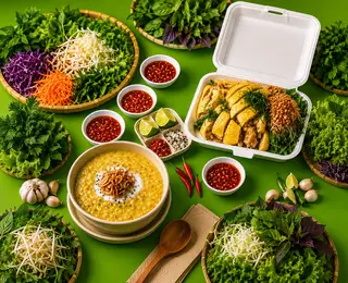 Hình ảnh Cháo - gỏi gà 1 người