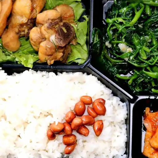 Hình ảnh Cơm gà rang xả ớt