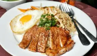 Hình ảnh cơm tấm sườn bì 