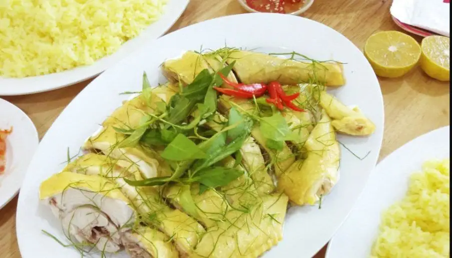 Hình ảnh Gà chặt lá chanh 1/2 con( cháo+gỏi)