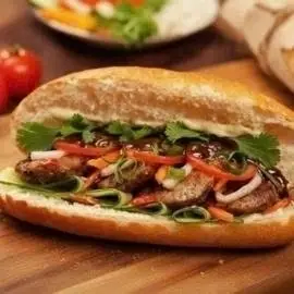 Hình ảnh Bánh mì Thịt Nướng sốt Đặc Biệt