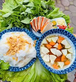 Hình ảnh Bánh cuốn chả quế