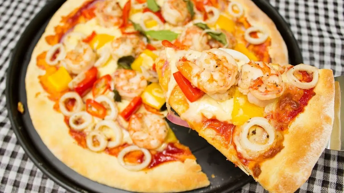 Hình ảnh Pizza hải sản size 20cm ( Seafood pizza)