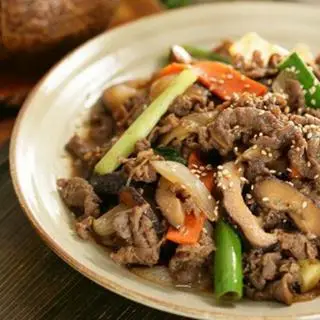 Hình ảnh bò xào dưa