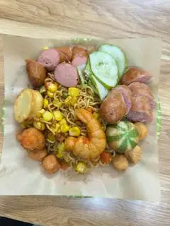 Hình ảnh Mì trộn đặc biệt