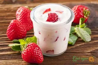 Hình ảnh Yaourt sữa dâu tươi