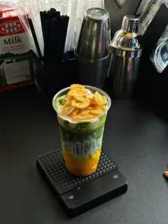 Hình ảnh matcha latte chuối 