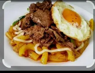 Hình ảnh Nui xào bò 