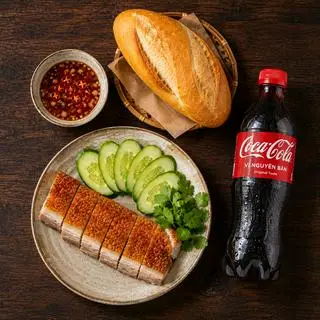 Hình ảnh Combo No Bụng: (Heo Quay 100g + Bánh Mì + Coca)