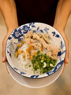 Hình ảnh Bánh canh chả cá thu đặc sản