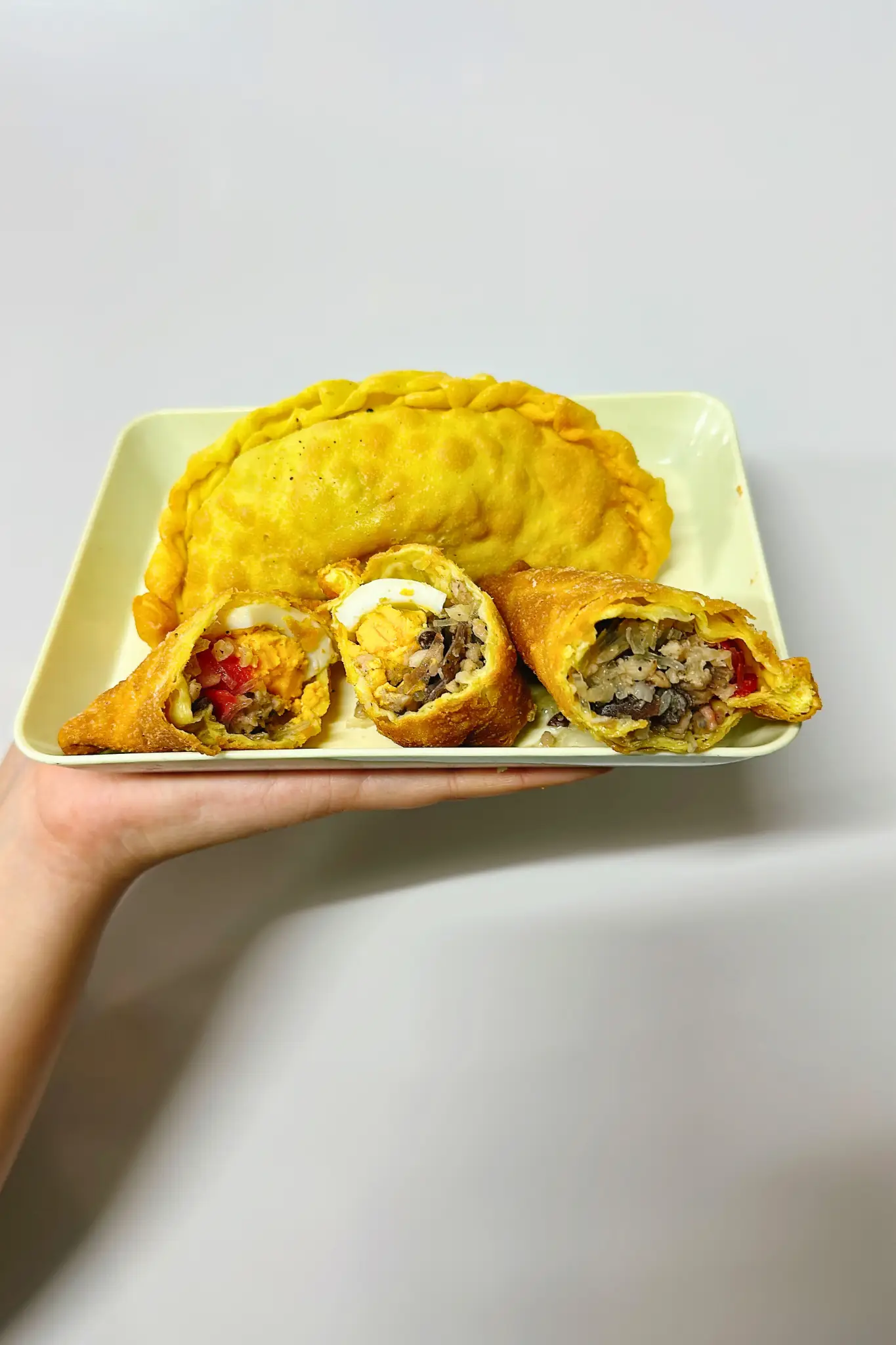 Hình ảnh Bánh gối nhân thịt trứng, lạp xưởng chuẩn vị Hà Nội