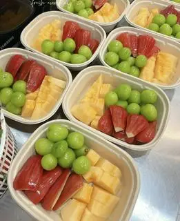 Hình ảnh Mix 3 loại - dưa lưới - nho - dưa hấu
