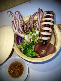 Hình ảnh Mì Cay Nước Mực Khổng Lồ
