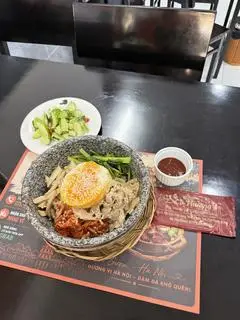 Hình ảnh Cơm thố xá xíu ( cơm chiên ) 