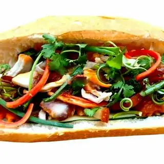 Hình ảnh Bánh Mì Heo Quay + Trứng Ốp La