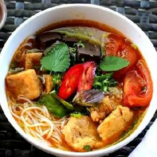 Hình ảnh Bún riêu nấm dọc mùng