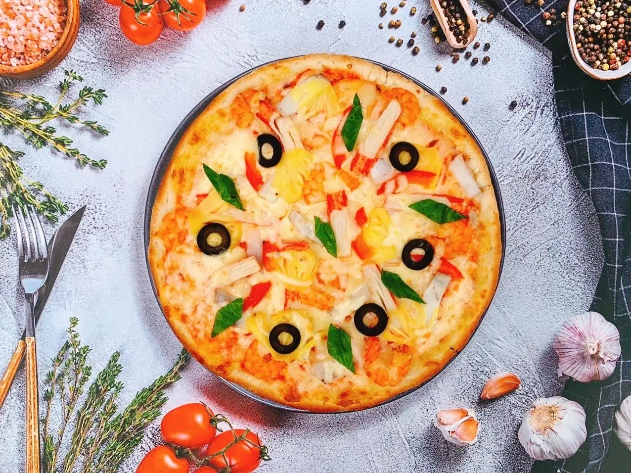 Hình ảnh Pizza hải sản sốt thousand (S)