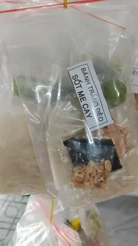 Hình ảnh Bánh tráng dẻo sốt me cay