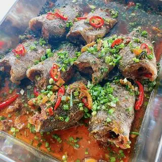 Hình ảnh Cơm cá rô kho