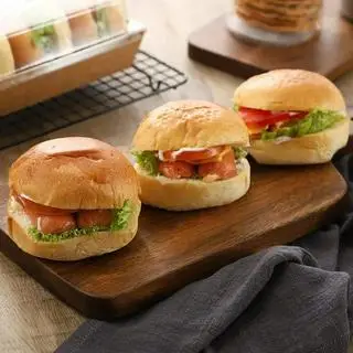 Hình ảnh Buger xúc xích + Trứng