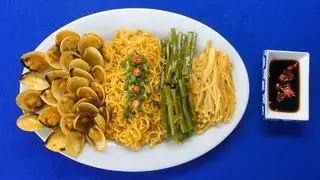 Hình ảnh Mì xào nghêu