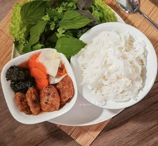 Hình ảnh Tam Sao Bất Bại