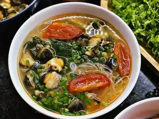 Hình ảnh Bún riêu ốc to giò