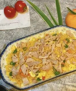 Hình ảnh Cơm Rang Gà Đùi xé tặng 1 ly coca