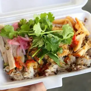 Hình ảnh xôi thit nướng. thập cẩm