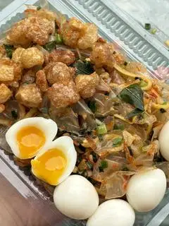 Hình ảnh Bánh tráng trộn full topping