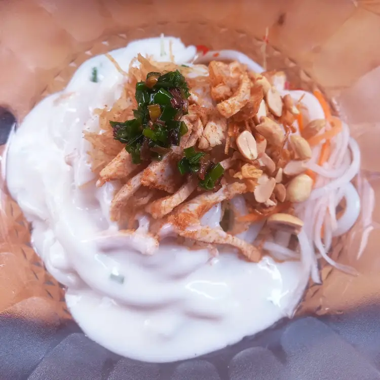 Hình ảnh Bánh tằm bì nước cốt dừa