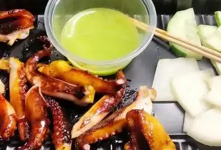Hình ảnh Mực nướng sa tế
