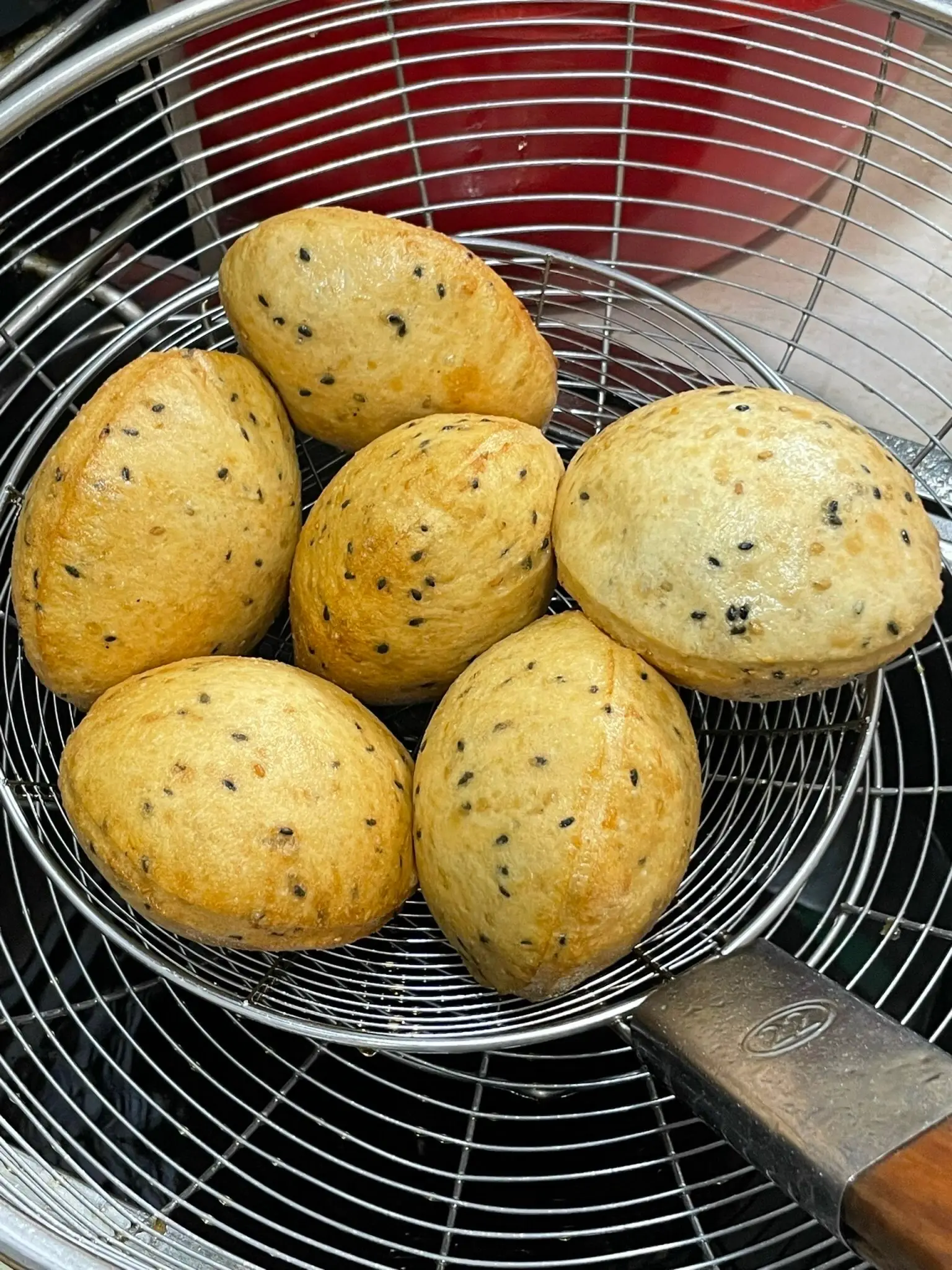 Hình ảnh Bánh Tiêu (3 Chiếc)