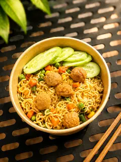 Hình ảnh Mì trộn Indomie tôm viên