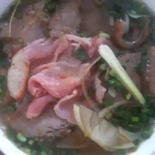 Hình ảnh Phở tái gân