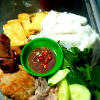 Hình ảnh Bún đậu chả cốm