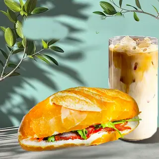 Hình ảnh 1 BÁNH MÌ XÁ XÍU + 1 CÀ PHÊ PHIN SỮA
