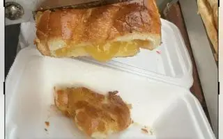 Hình ảnh Bánh Mì Sốt Bơ Béo