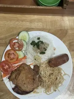 Hình ảnh Cơm sườn bì Lạp xưởng 