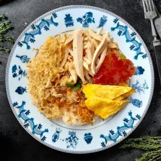 Hình ảnh Xôi mặn nóng ngon full topping 