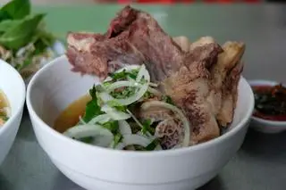 Hình ảnh Bún bò xí quách (Sườn bò)