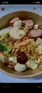 Hình ảnh Mì Indomie - tự mix topping