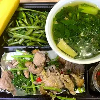 Hình ảnh COMBO 26 : Thịt Bắp Giò Heo   Xào Lăn